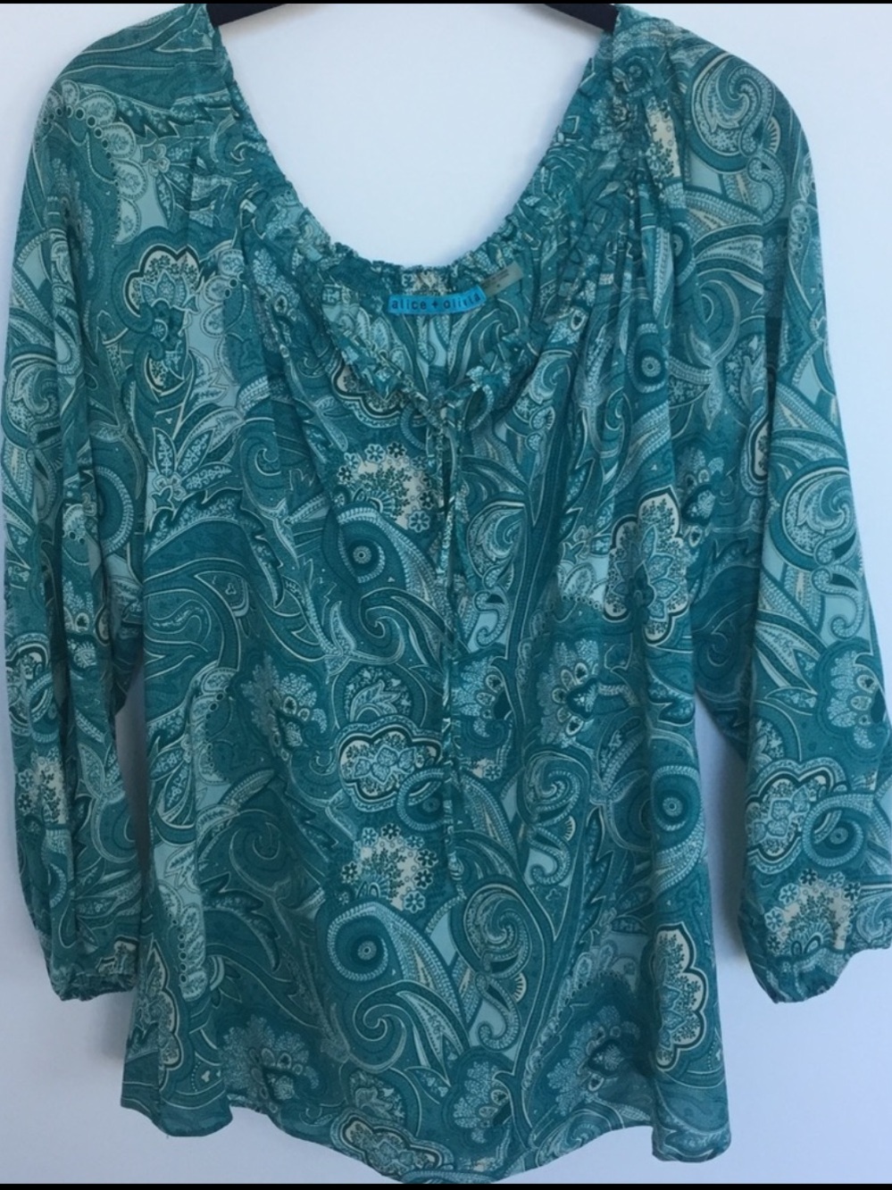 Alice + Olivia Paisley Silk Top Size Medium - Picture 1 of 3